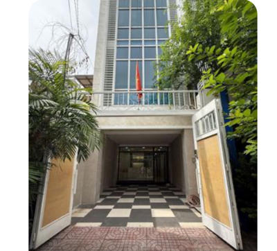 Bán nhà mặt tiền